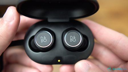 bang and olufsen beoplay e8 charcoal sand - otg