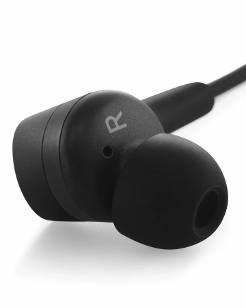bang and olufsen beoplay e4 black