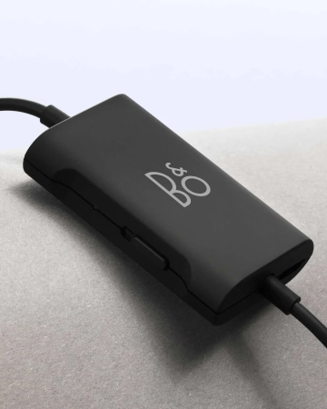bang and olufsen beoplay e4 black