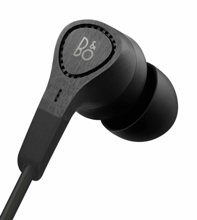bang and olufsen beoplay e4 black